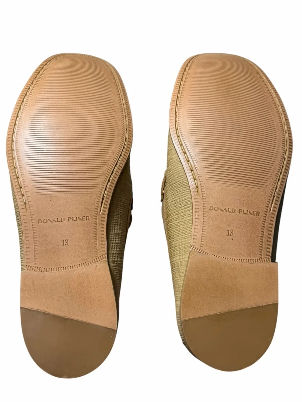 Donald Pliner Ted Loafer tan and golf hardware size 13M NEW